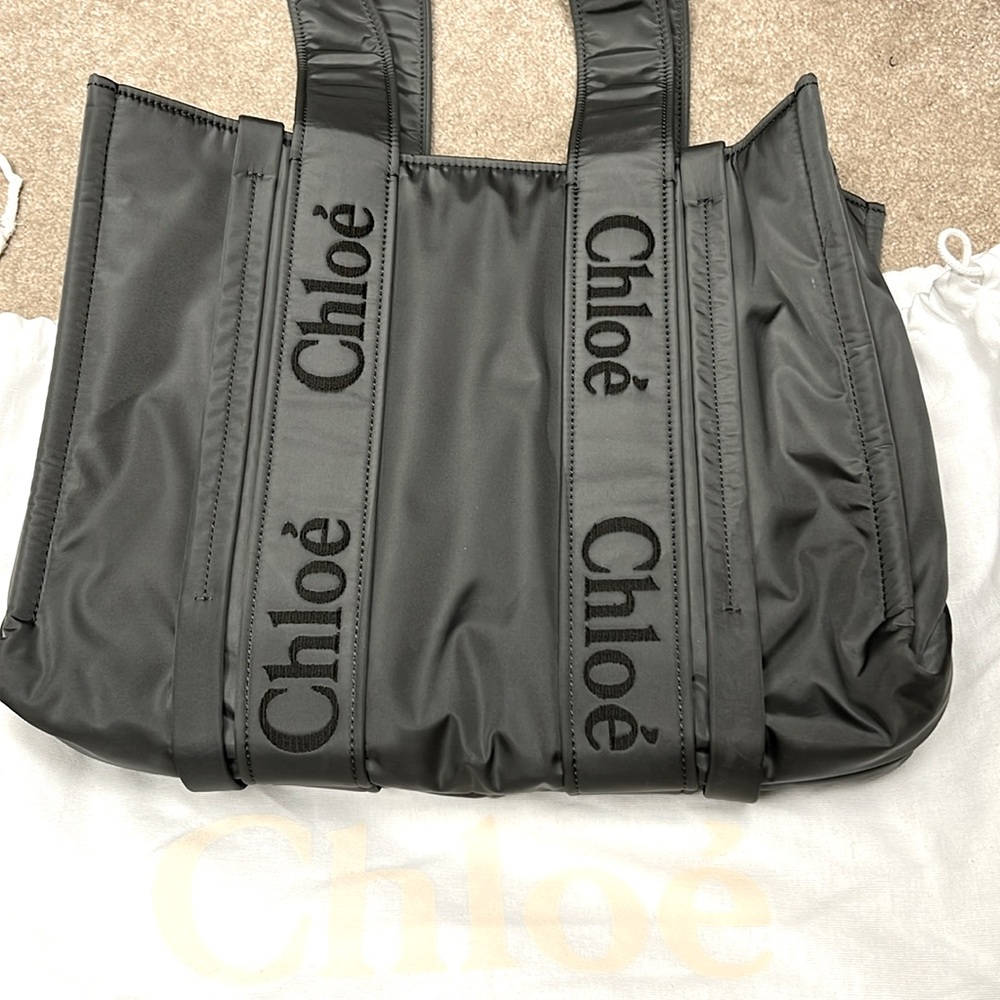Chloe Nylon Woody Medium Tote Bag in Elephant Grey